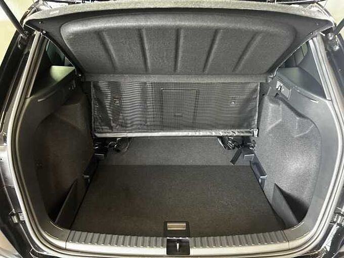 SEAT Ateca 1.5 TSI DSG Xperience +AHK+Pano+BEATS