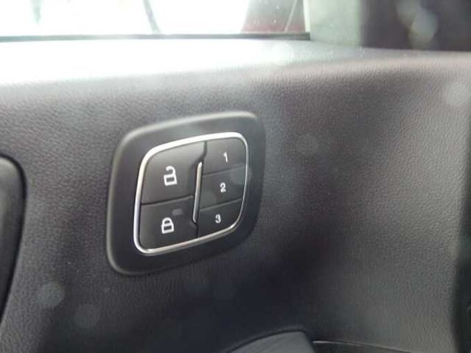 Ford Kuga 2.5 Duratec FHEV 4x4 ST-Line X iACC,AHK,LED