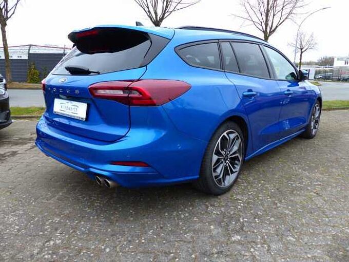 Ford Focus Turnier 1.5EcoBl. Aut. ST-LINE X iACC,Pano
