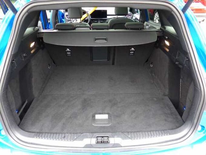 Ford Focus Turnier 1.5EcoBl. Aut. ST-LINE X iACC,Pano