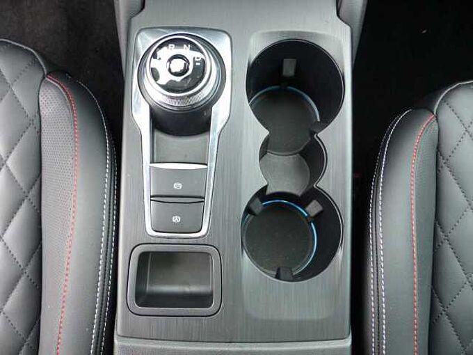 Ford Focus Turnier 1.5EcoBl. Aut. ST-LINE X iACC,Pano